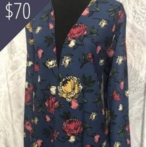 LulaRoe XL Sarah Sweater Blue Background Floral
